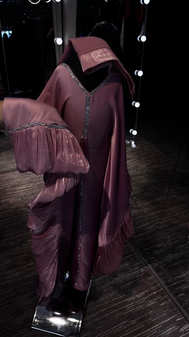 Kids Baby Pink Farasha Abaya with Pleated organza Sleeves - Image 3