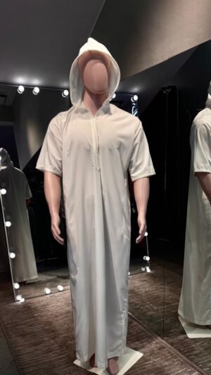 Men White Short Sleeve kandura with cap.